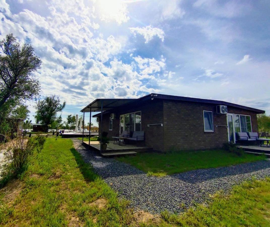 Villa Kambodzha Na Dynae à Vylkove Extérieur photo